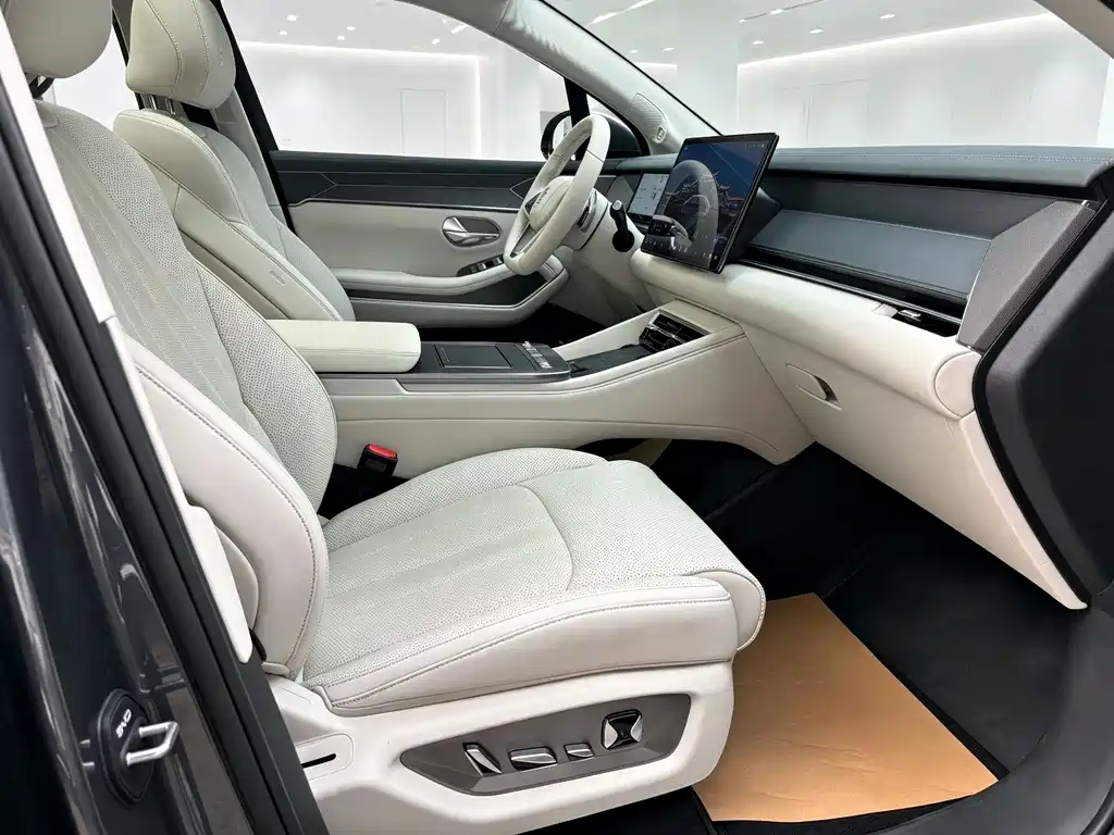 BYD Tang L — миниатюра 6