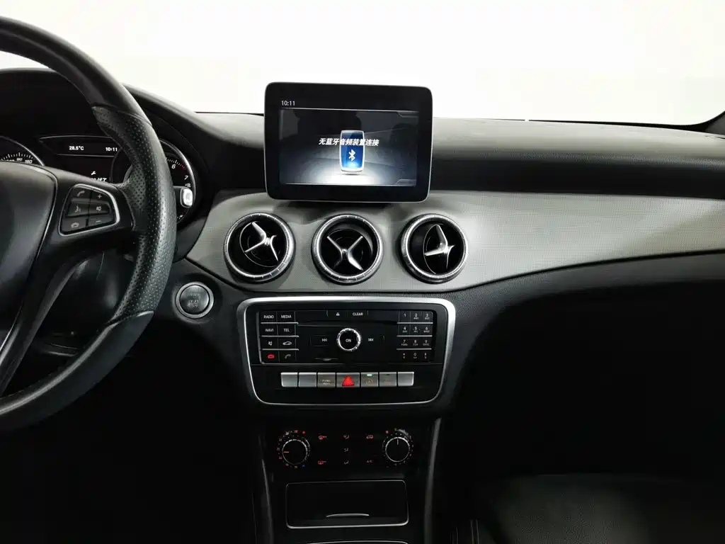 Mercedes-Benz CLA (Import) — миниатюра 12