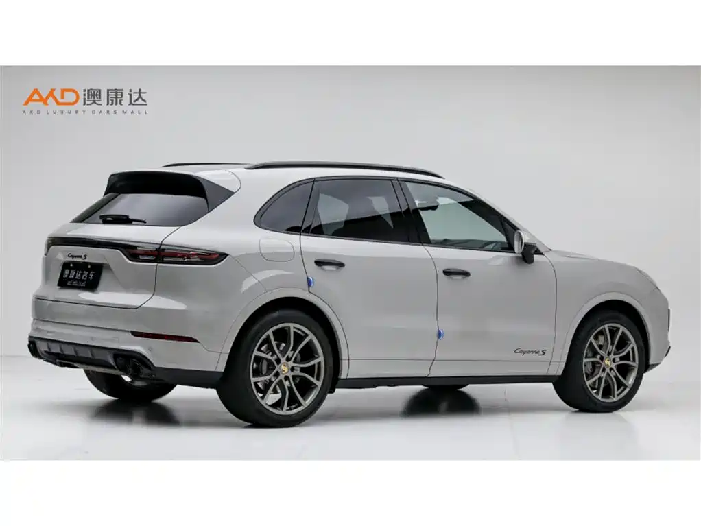 Porsche Cayenne — миниатюра 3