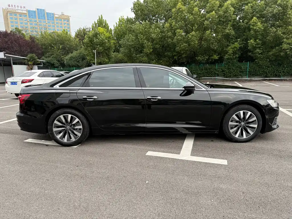 Audi A6L — миниатюра 4
