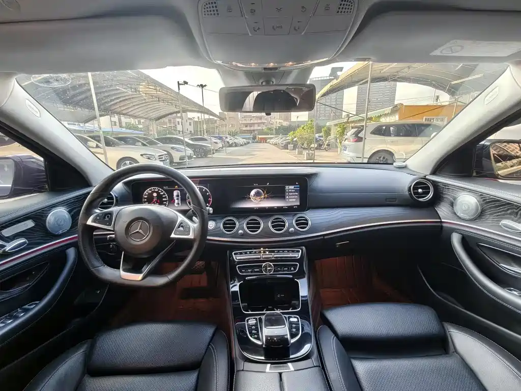 Mercedes-Benz E-Class E 2016 E 200 L Sport