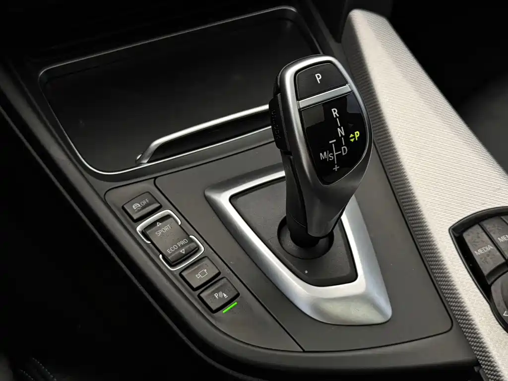 BMW 3 Series — миниатюра 20