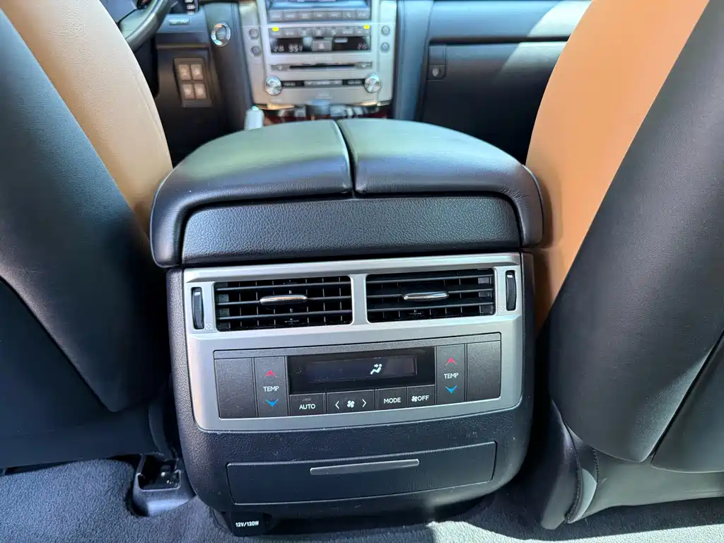 Lexus LX — миниатюра 11