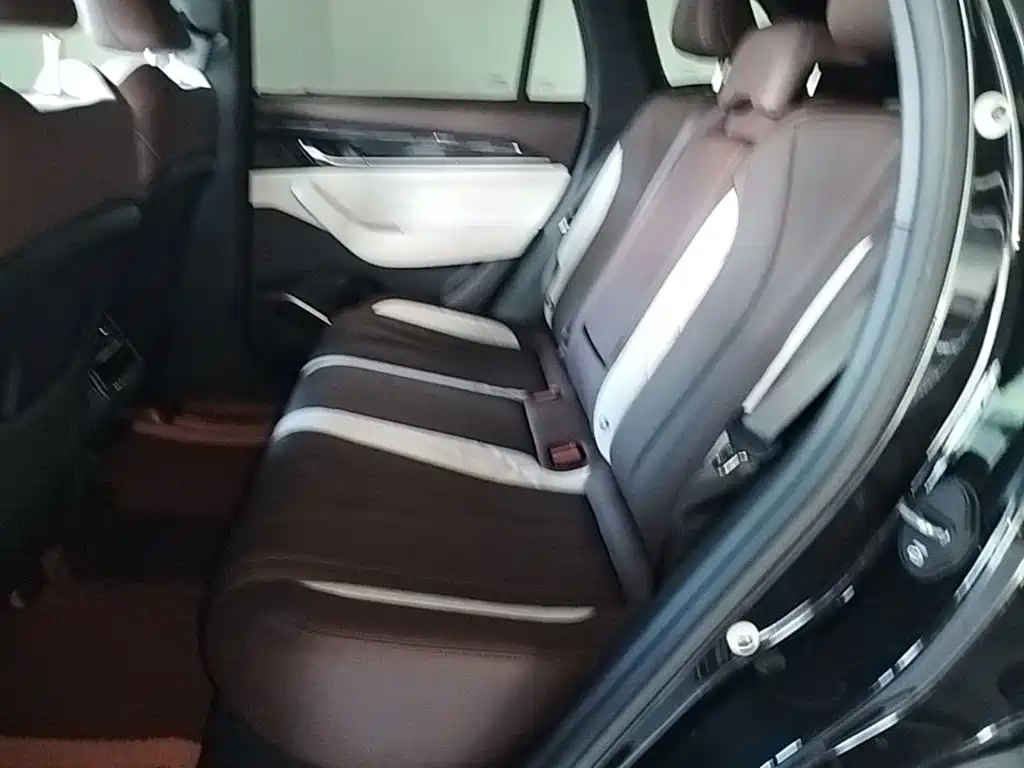 Geely Xingyue L — миниатюра 17