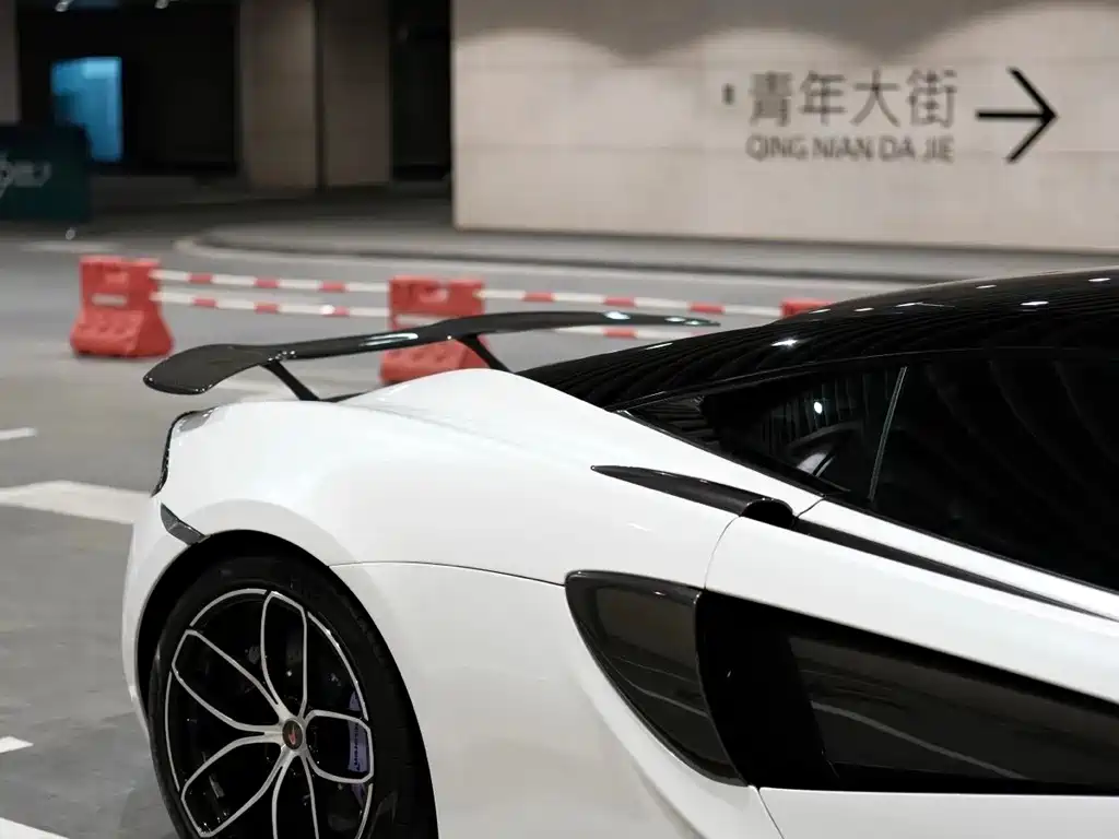 McLaren 570 — миниатюра 3
