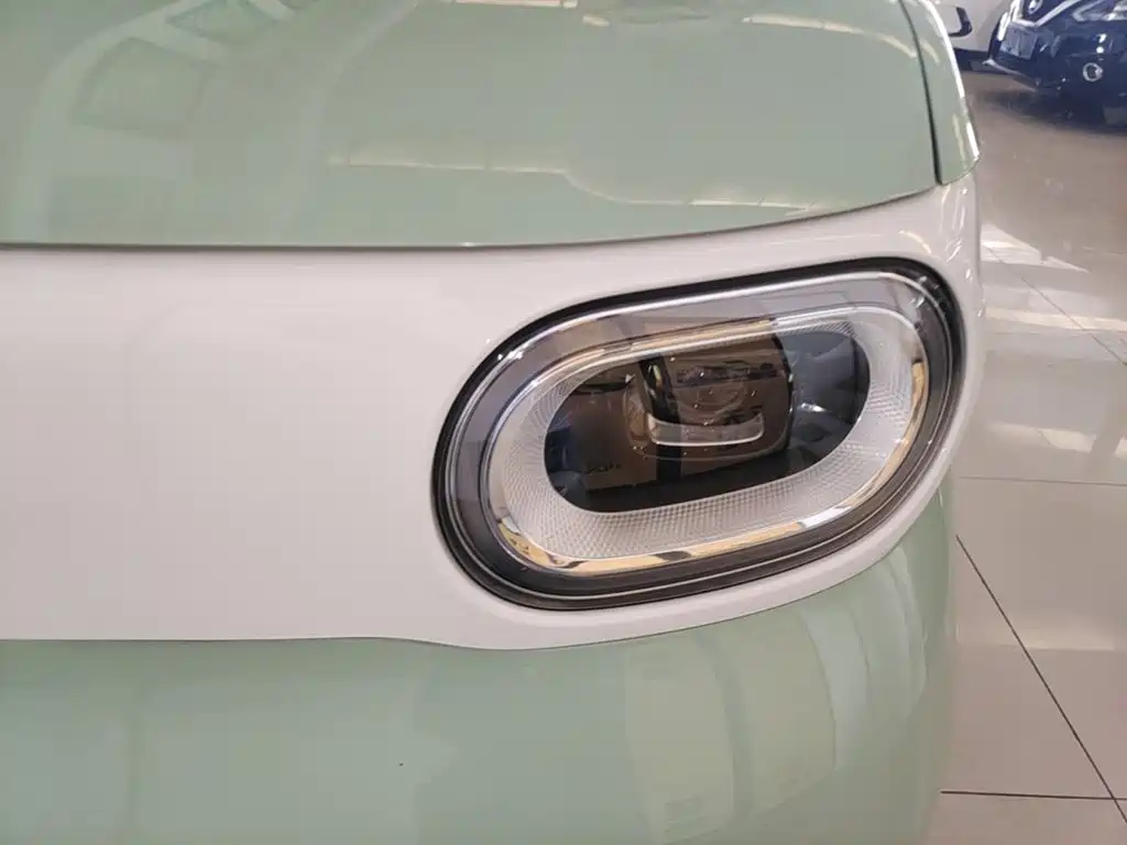 Wuling MINIEV — миниатюра 24