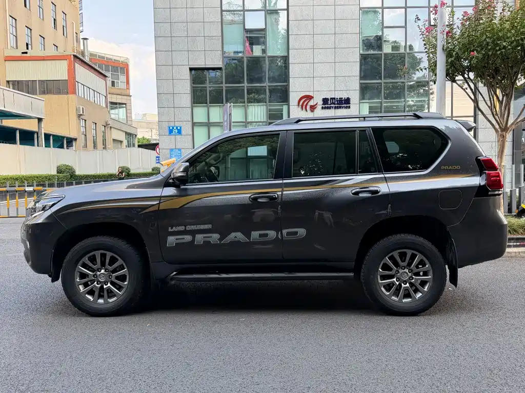 Toyota Prado (Import) — миниатюра 3