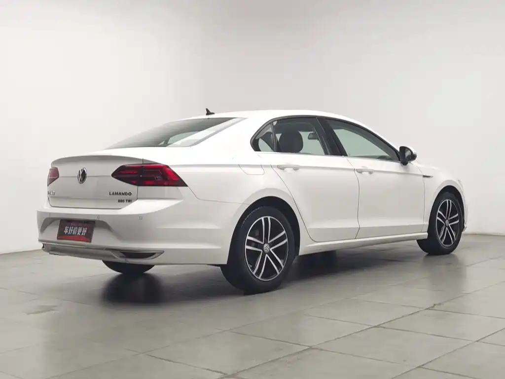Volkswagen Lamando