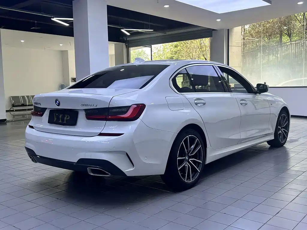 BMW 3 Series — миниатюра 9