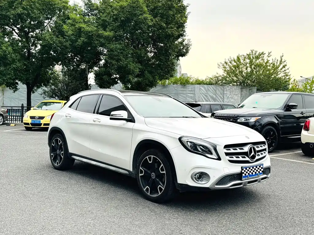 Mercedes-Benz GLA — миниатюра 3