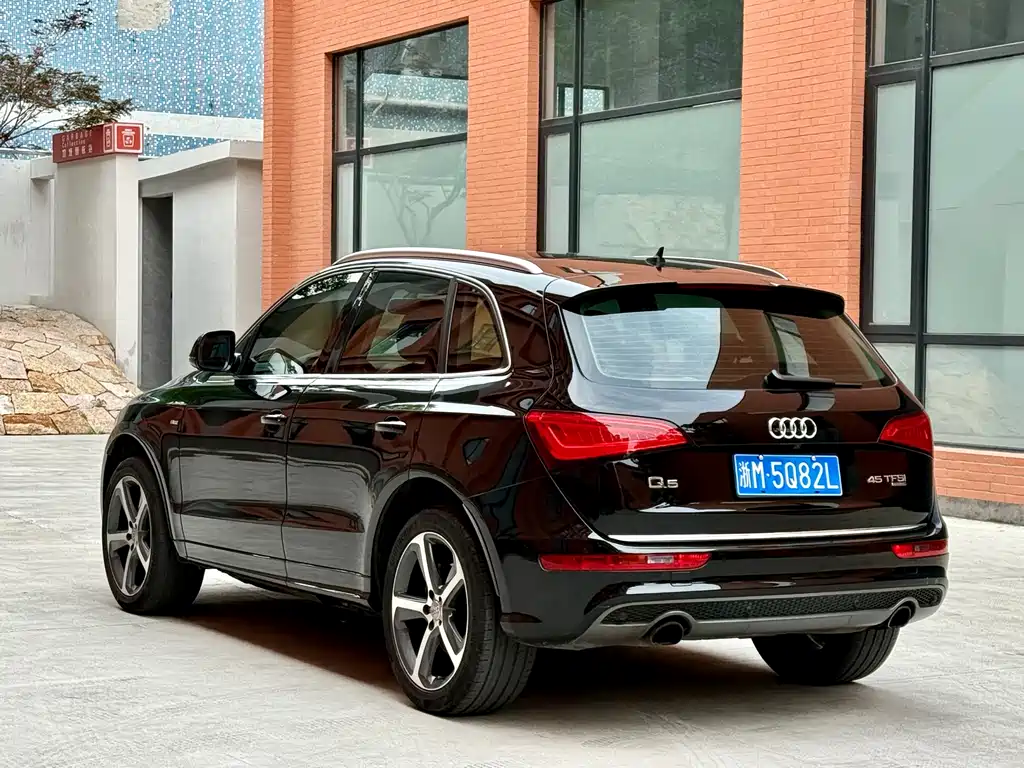 Audi Q5 2013 45 TFSI quattro Sport