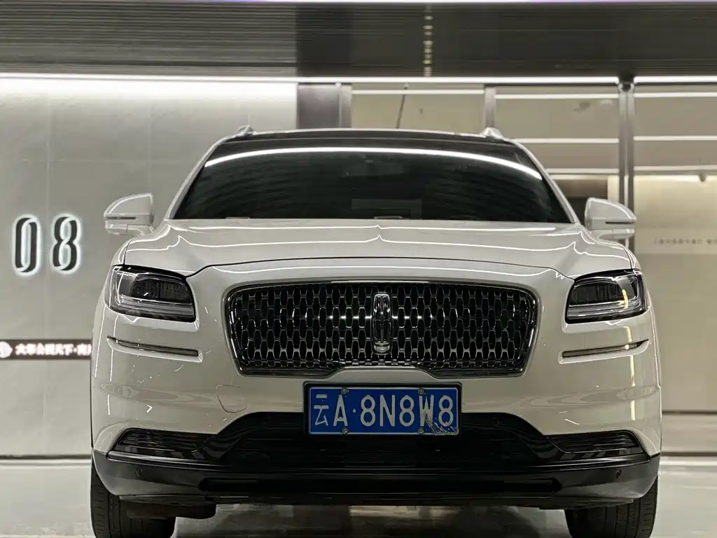 Lincoln Nautilus 2021 2.0T Premium
