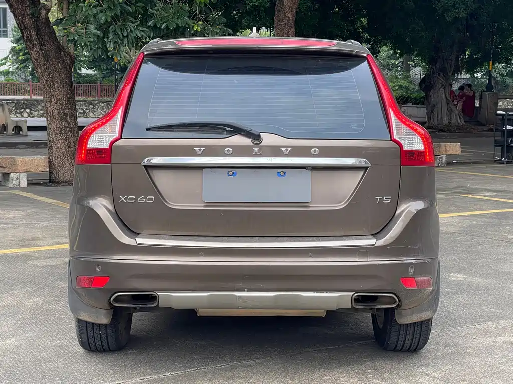 Volvo XC60 — миниатюра 10