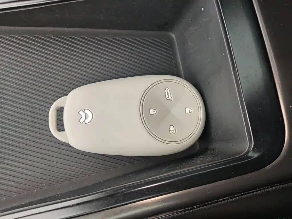 NIO ES8 — миниатюра 9