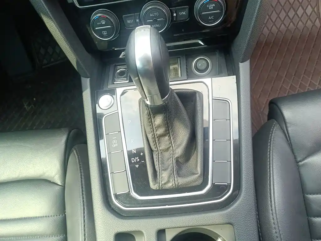 Volkswagen Magotan — миниатюра 11