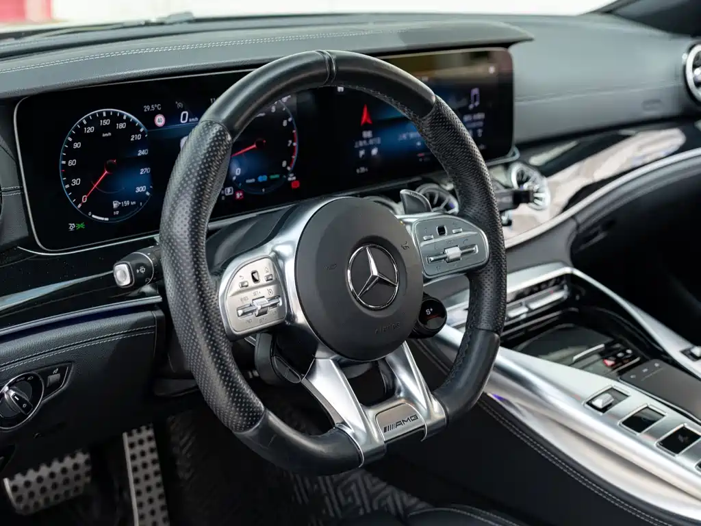 Mercedes-Benz AMG GT — миниатюра 9
