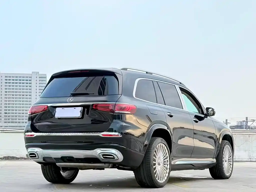 Mercedes-Benz GLS — миниатюра 8