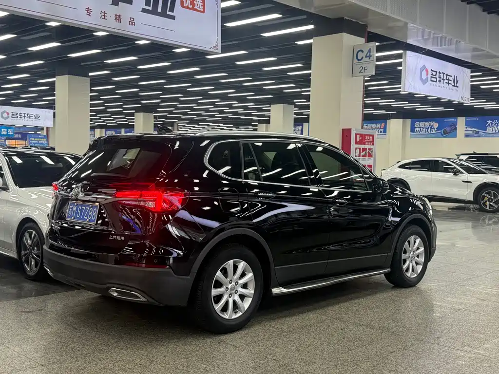 Buick Envision Plus — миниатюра 5
