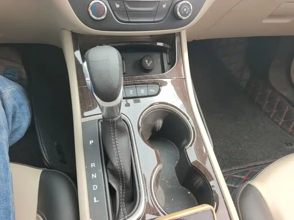 Buick Verano — миниатюра 14