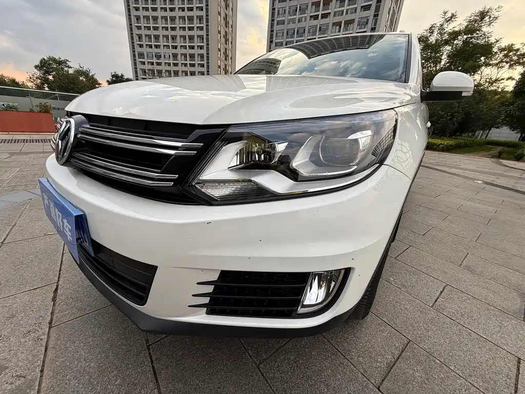Volkswagen Tiguan — миниатюра 20