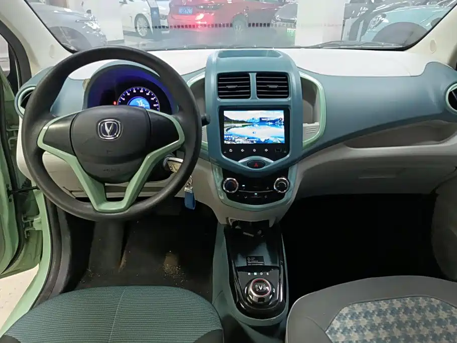 Changan Benben E-Star — миниатюра 12