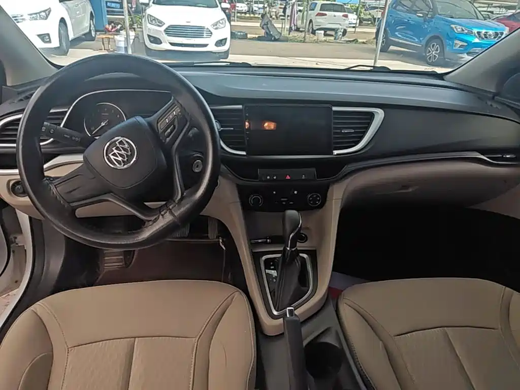 Buick Excelle — миниатюра 10