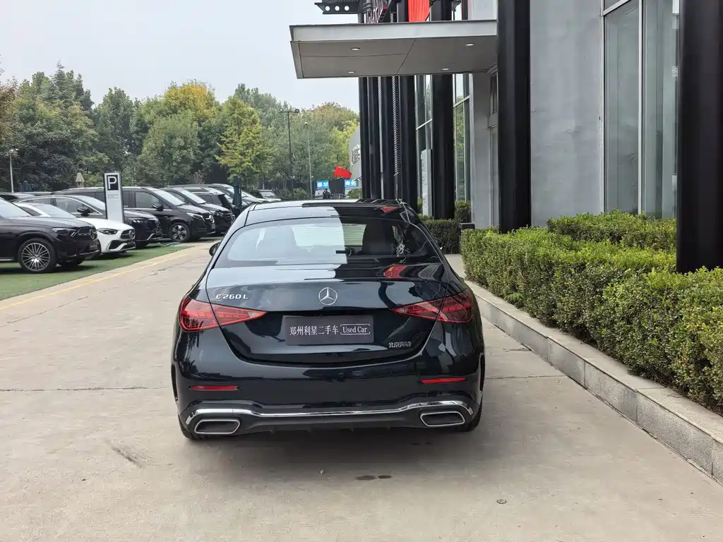 Mercedes-Benz C-Class — миниатюра 15