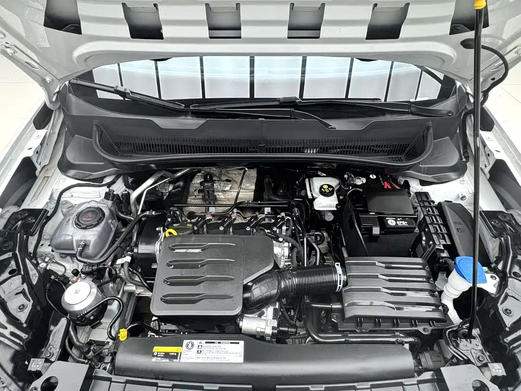 Volkswagen Tharu — миниатюра 10