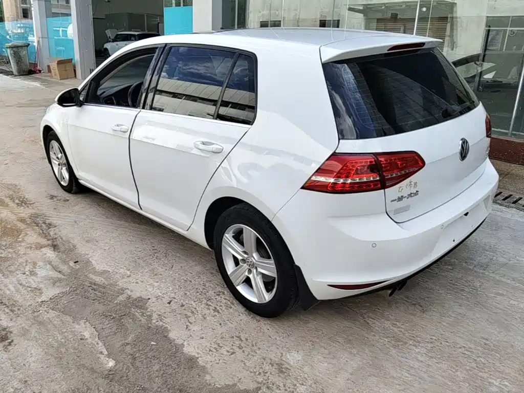 Volkswagen Golf — миниатюра 5