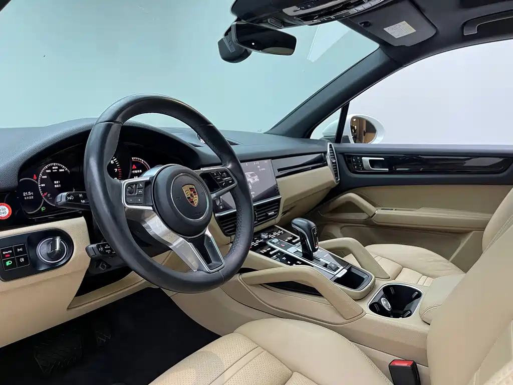 Porsche Cayenne — миниатюра 4