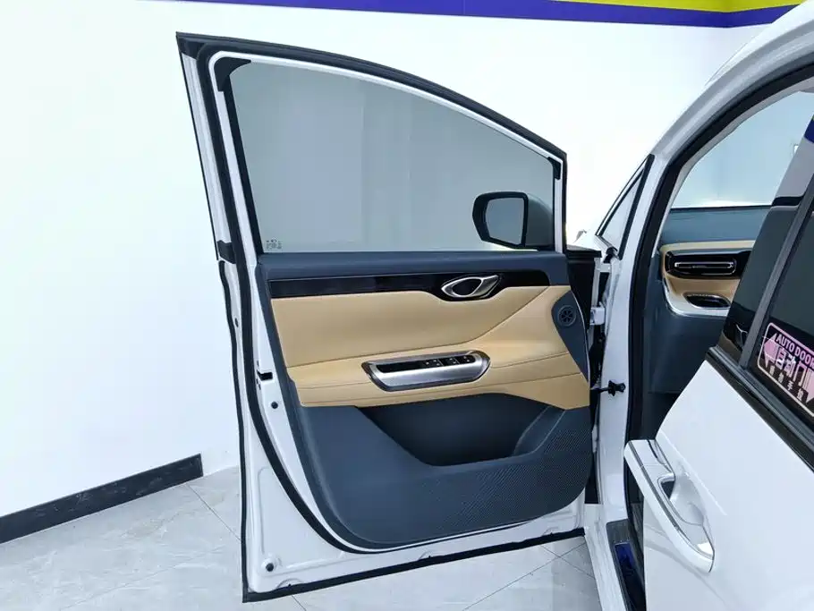 GAC Motor Trumpchi E8 — миниатюра 7