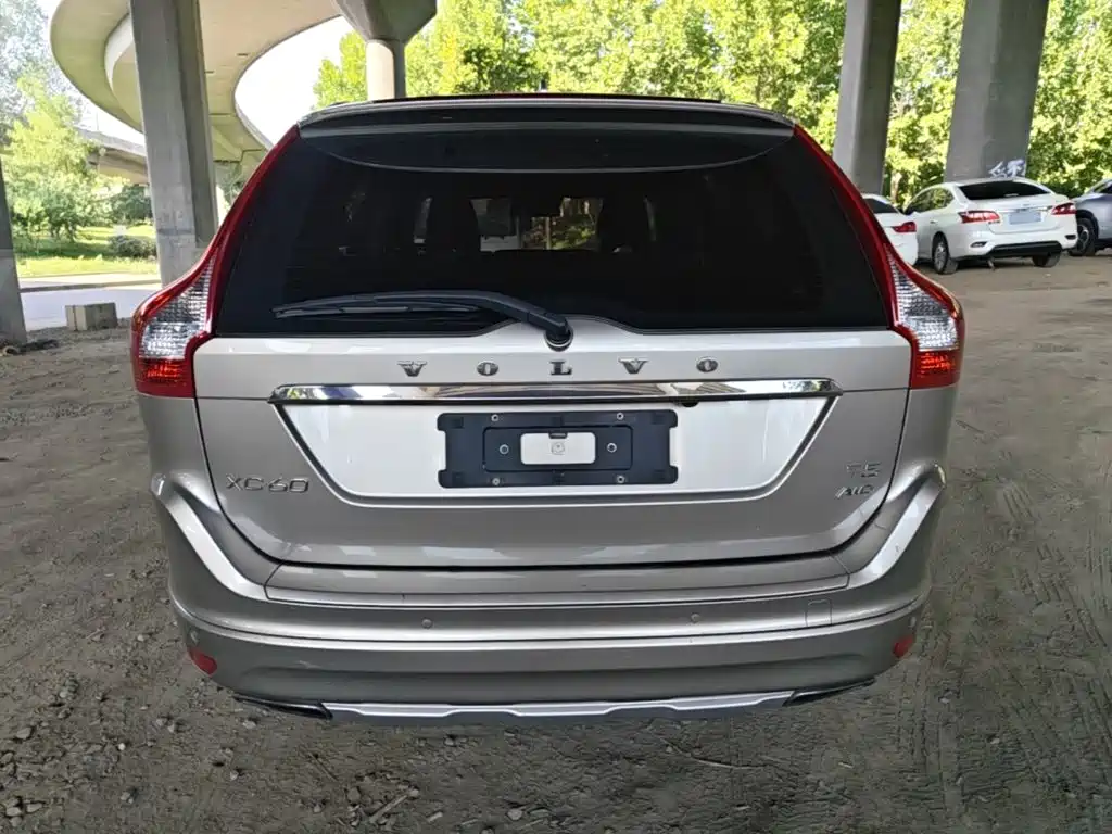 Volvo XC60 — миниатюра 6