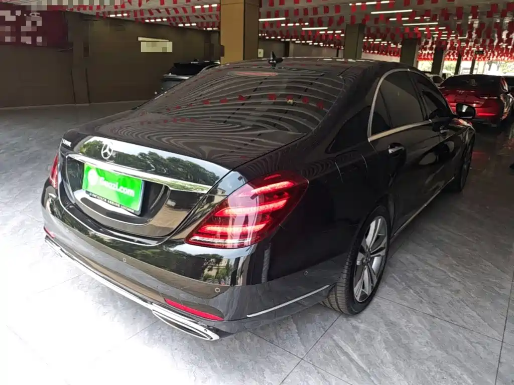 Mercedes-Benz S-Class — миниатюра 7