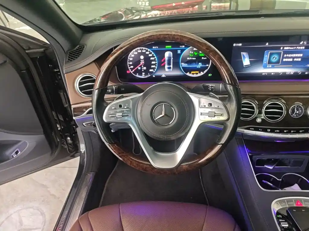 Mercedes-Benz S-Class — миниатюра 11