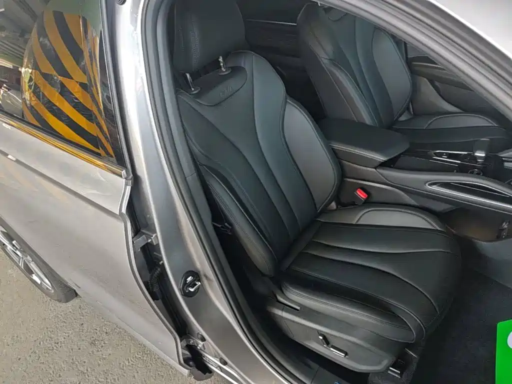Geely Xingyue L — миниатюра 25