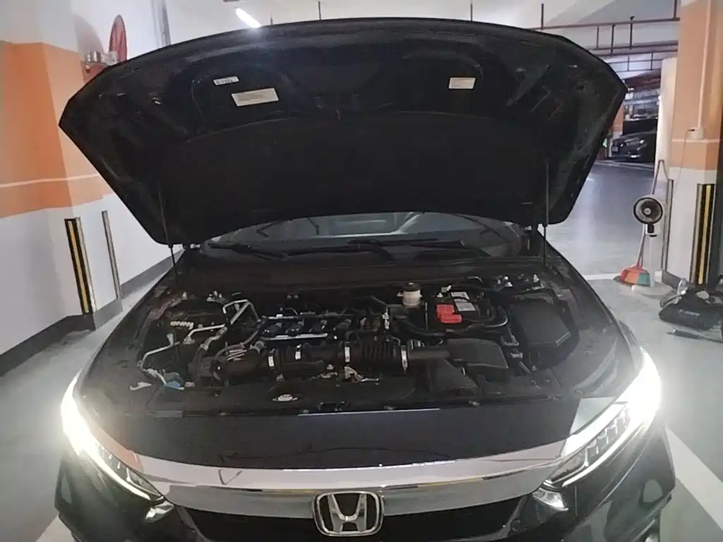 Honda Accord — миниатюра 20