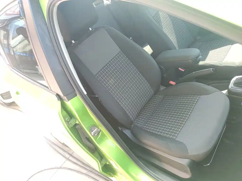 Volkswagen Polo — миниатюра 25