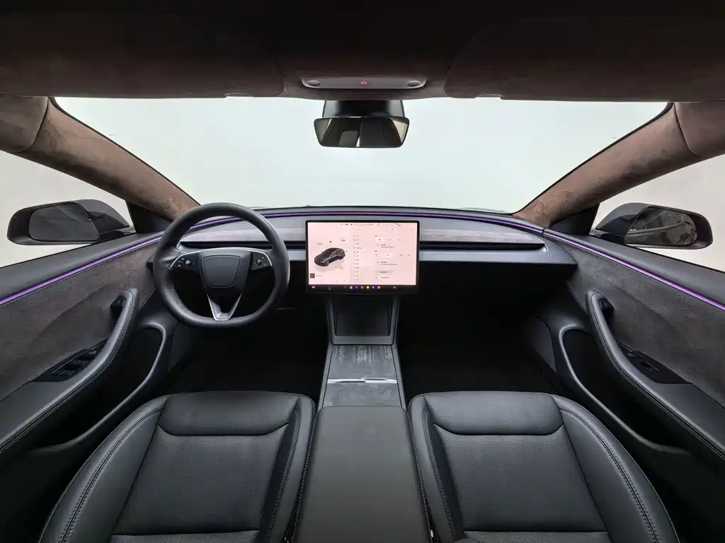 Tesla Model 3 — миниатюра 6