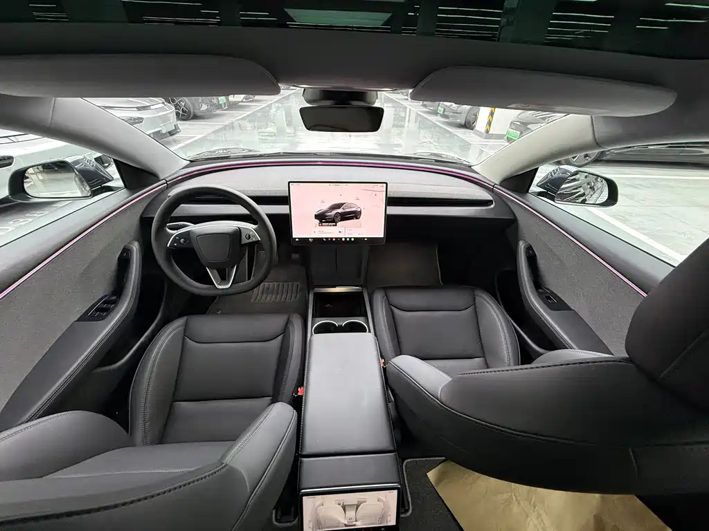Tesla Model 3 — миниатюра 9