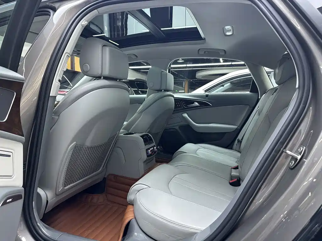 Audi A6L — миниатюра 9