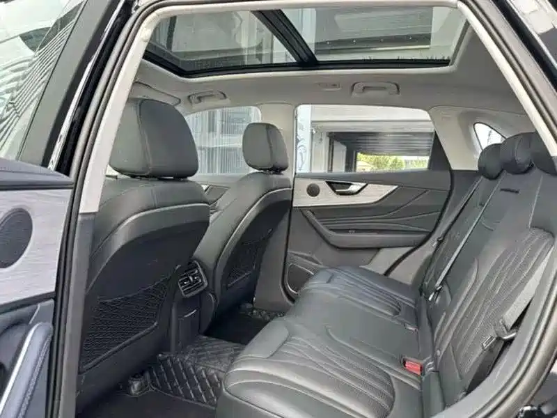 Hongqi Hongqi HS5 — миниатюра 8