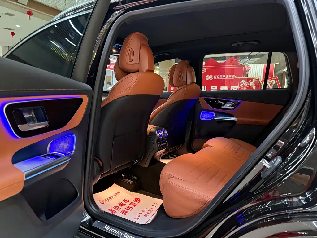 Mercedes-Benz GLC — миниатюра 8