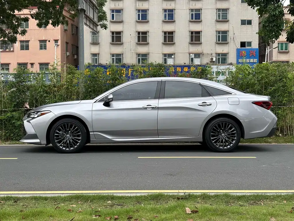 Toyota Avalon — миниатюра 20