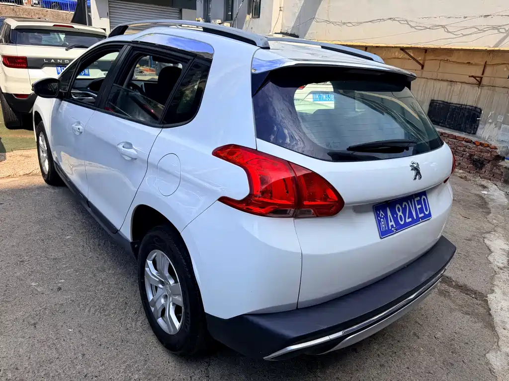 Peugeot 2008 — миниатюра 9