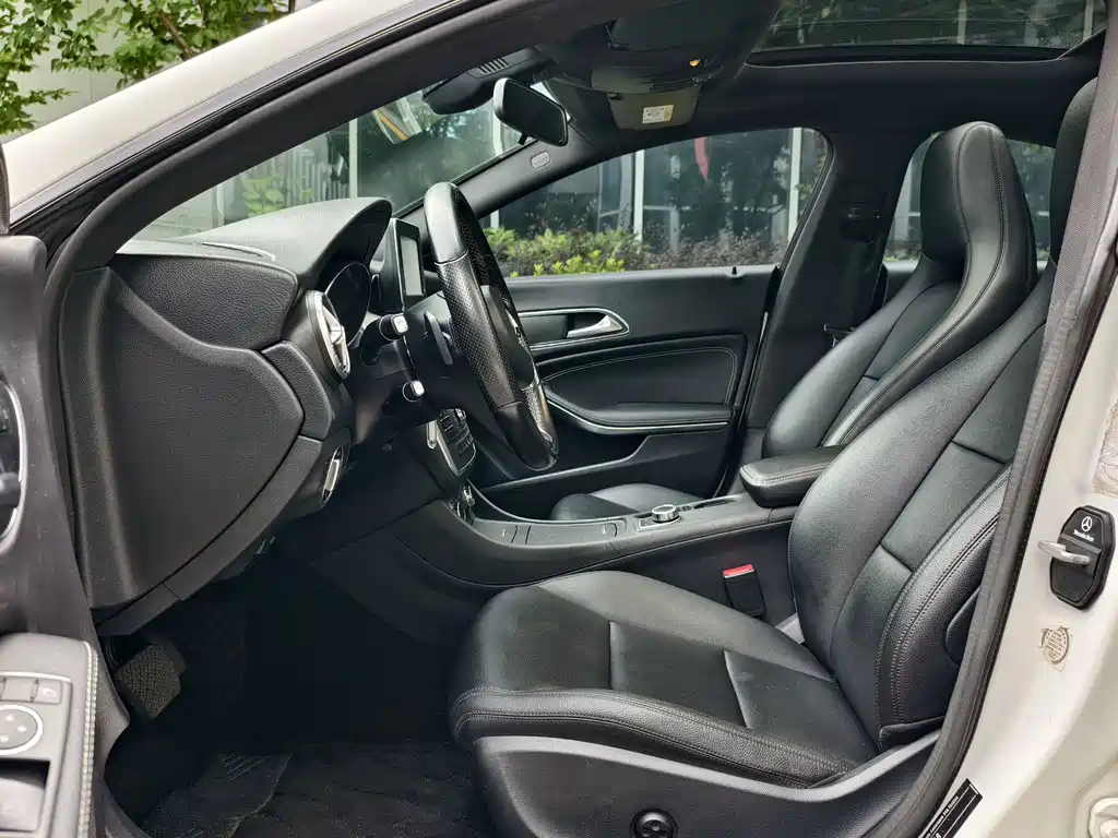 Mercedes-Benz CLA (Import) — миниатюра 8