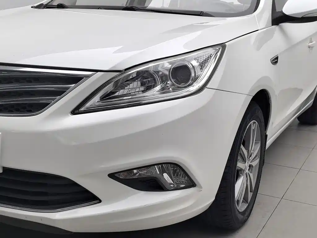 Changan Eado — миниатюра 7