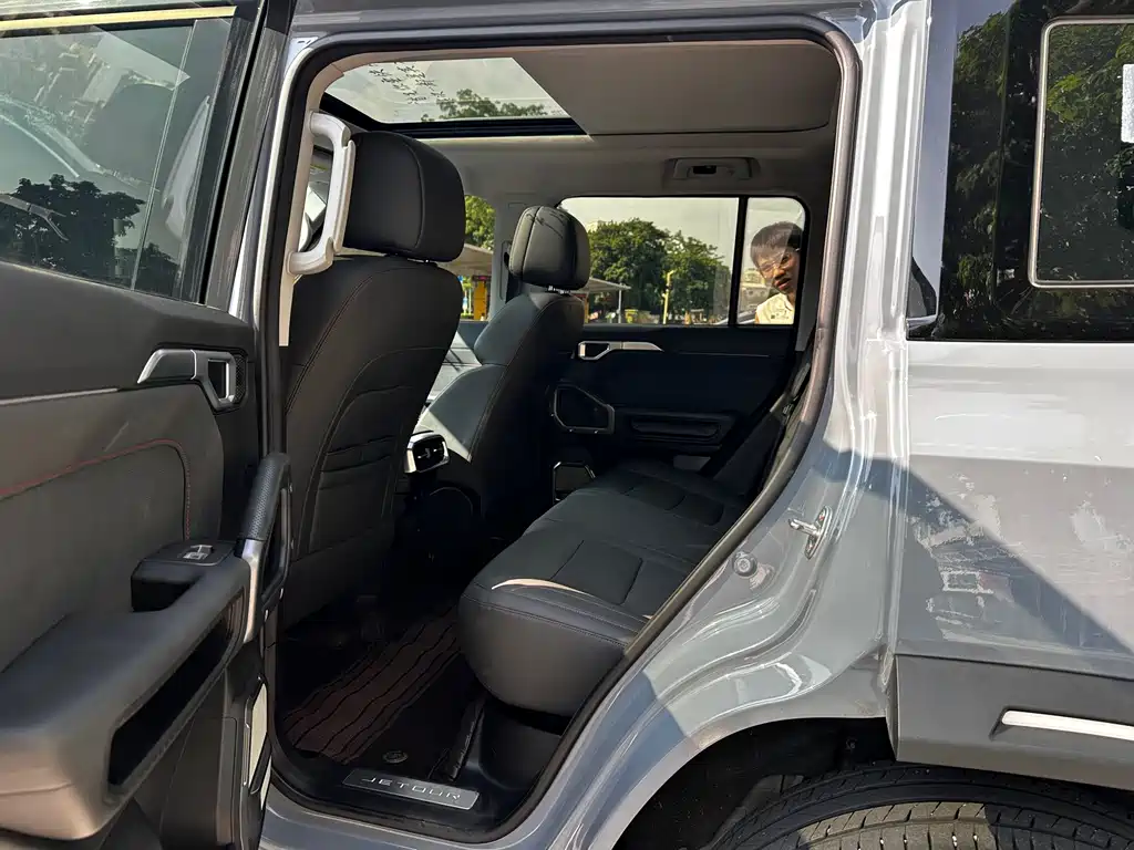 Jetour Traveller — миниатюра 8