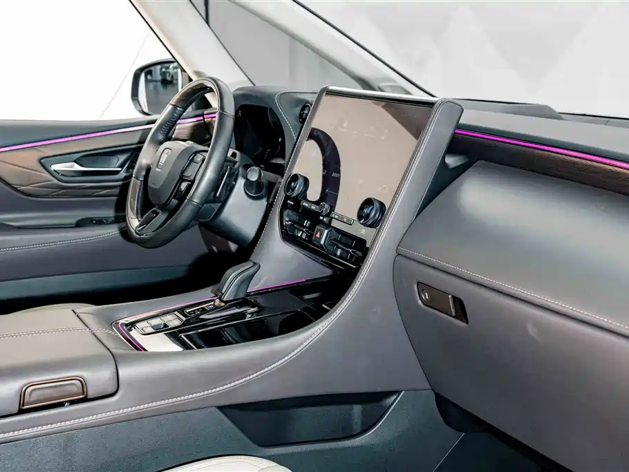 Toyota Vellfire — миниатюра 20