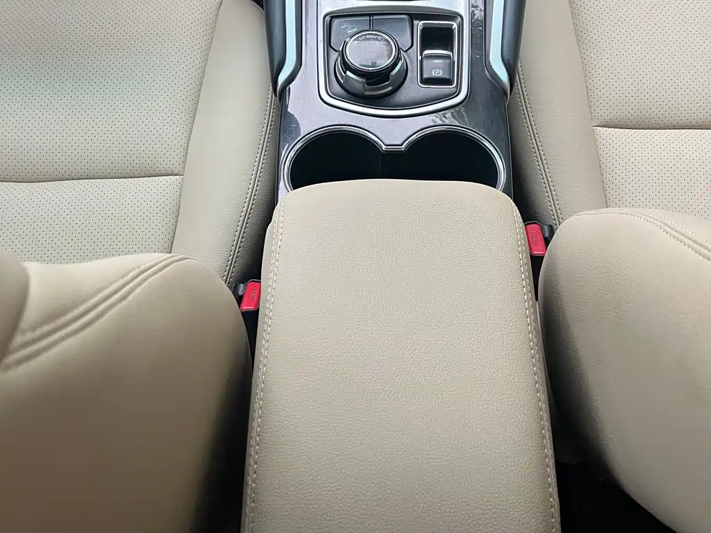 MITSUBISHI PAJERO JINCHANG