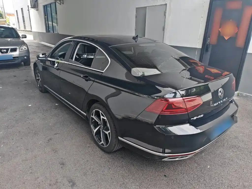 Volkswagen Magotan 2023 200 330TSI DSG Luxury